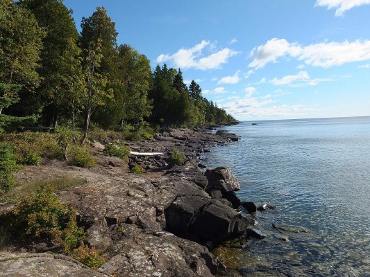 Lakeshore at Cascade Rive, Lake Superior, Minnesota Boundary Waters, Naturalist Journeys 